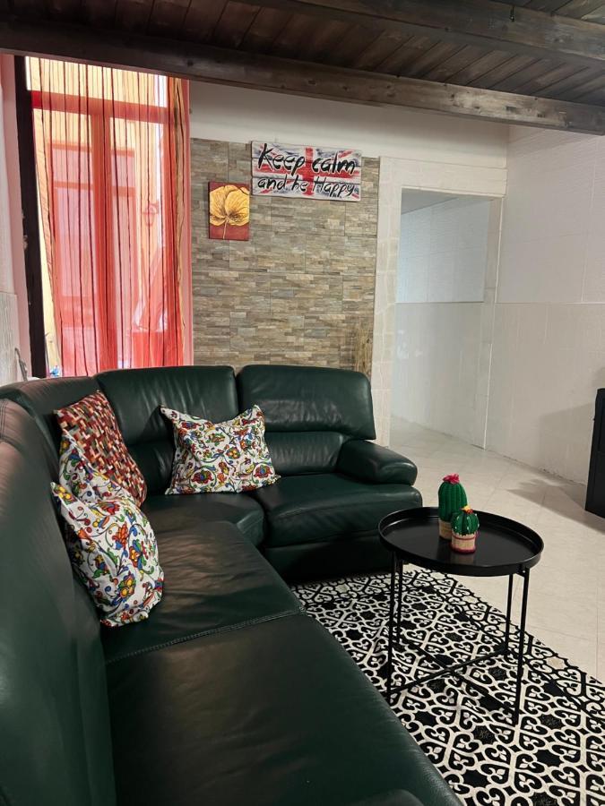 شقة La Casa Di Nina برينديسي المظهر الخارجي الصورة